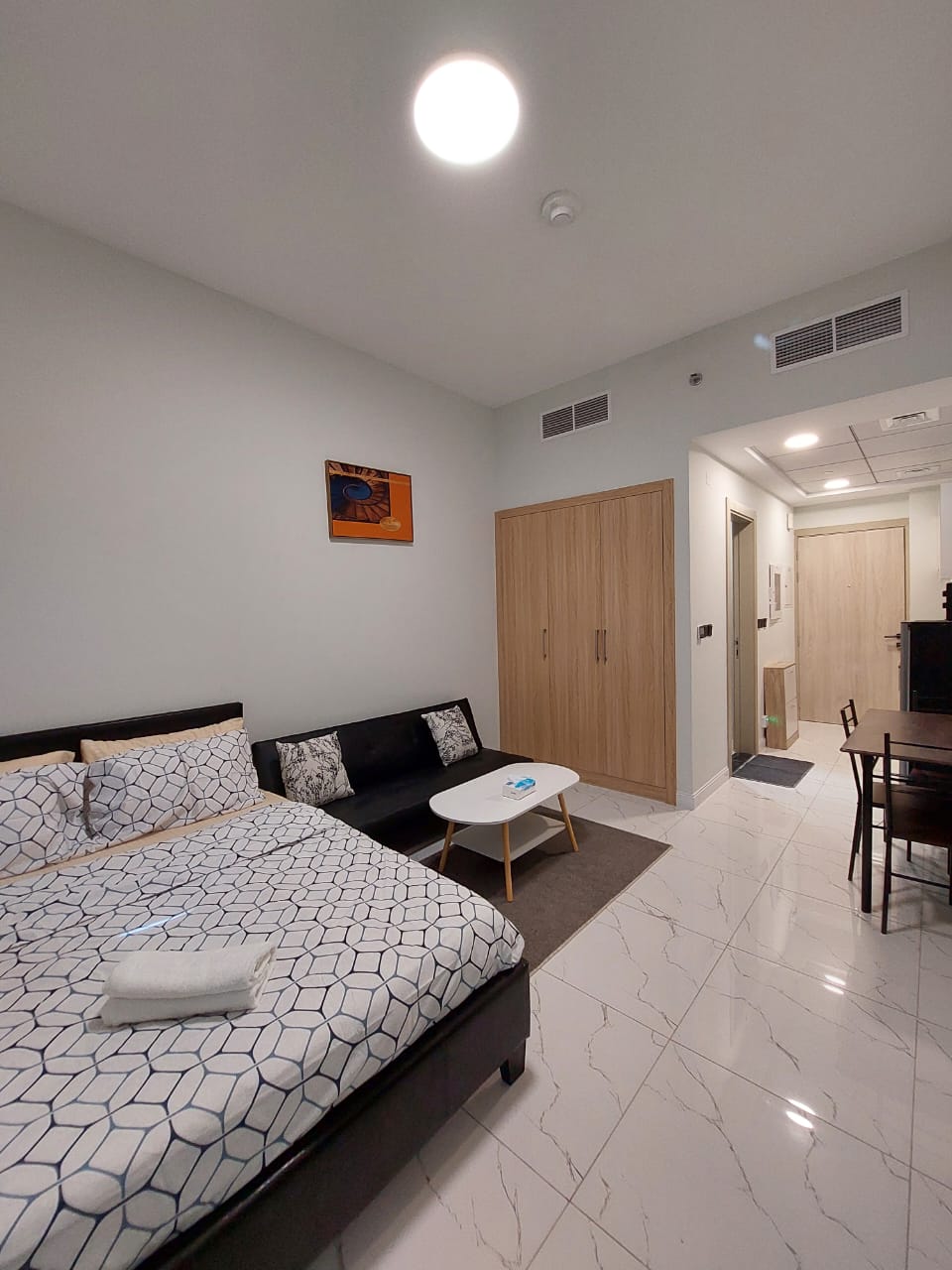 Alexis Tower property photo 18