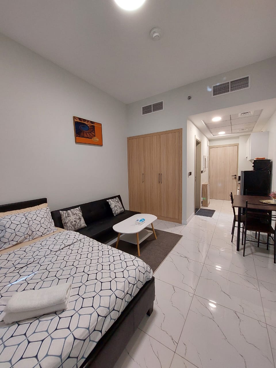 Alexis Tower property photo 19