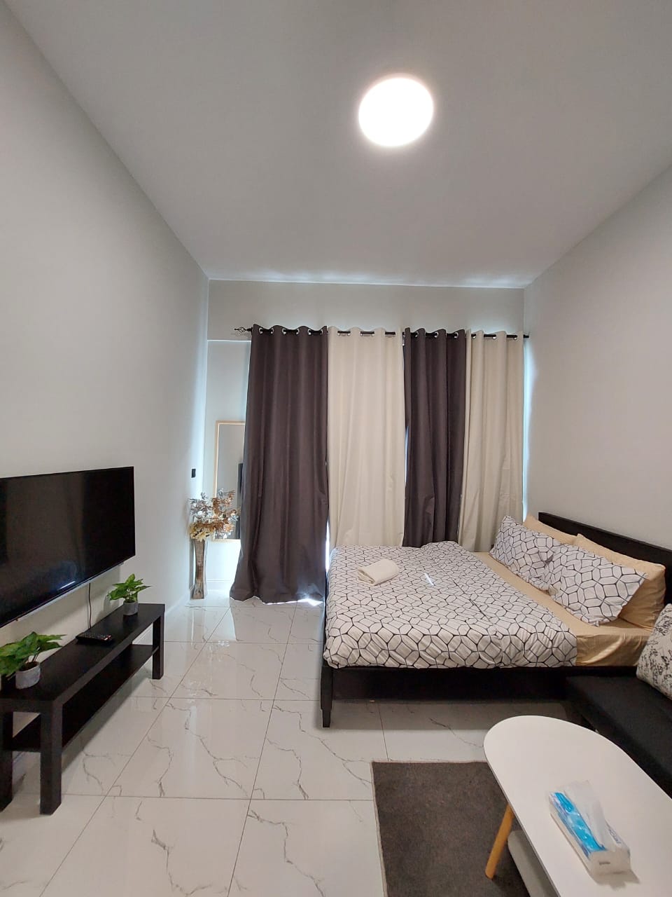Alexis Tower property photo 26