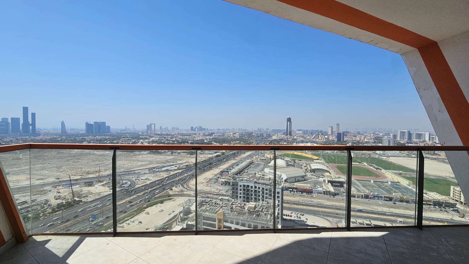 Binghatti Avenue property photo 2