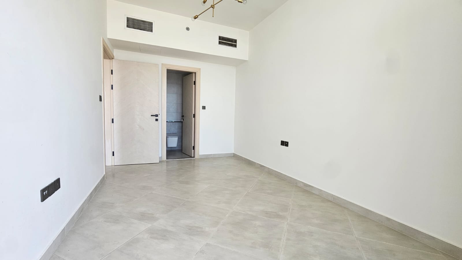 Binghatti Avenue property photo 12