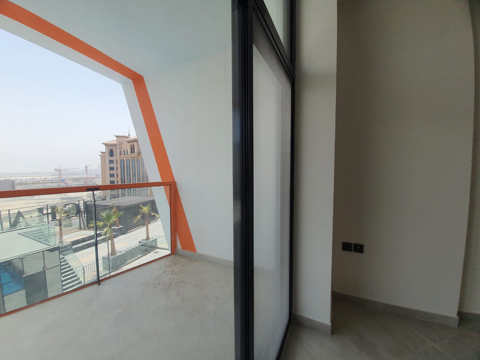 Binghatti Avenue property photo 13