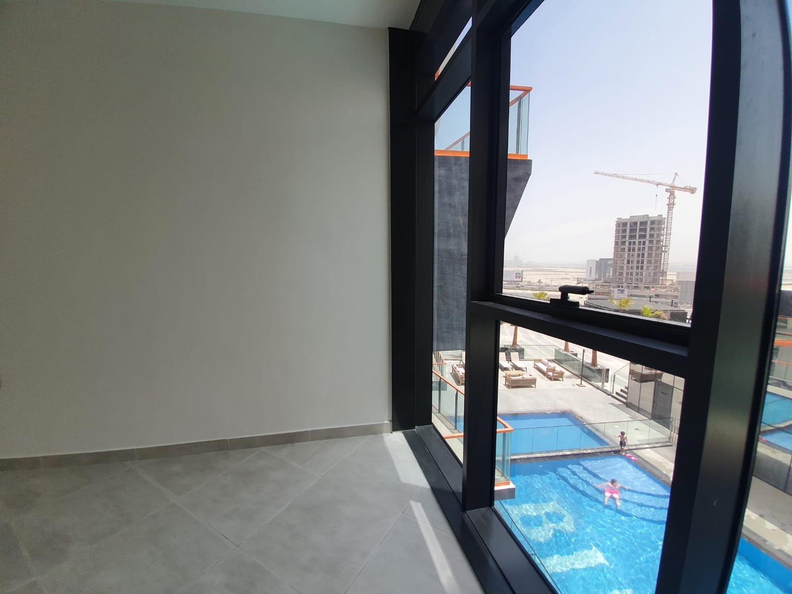 Binghatti Avenue property photo 8