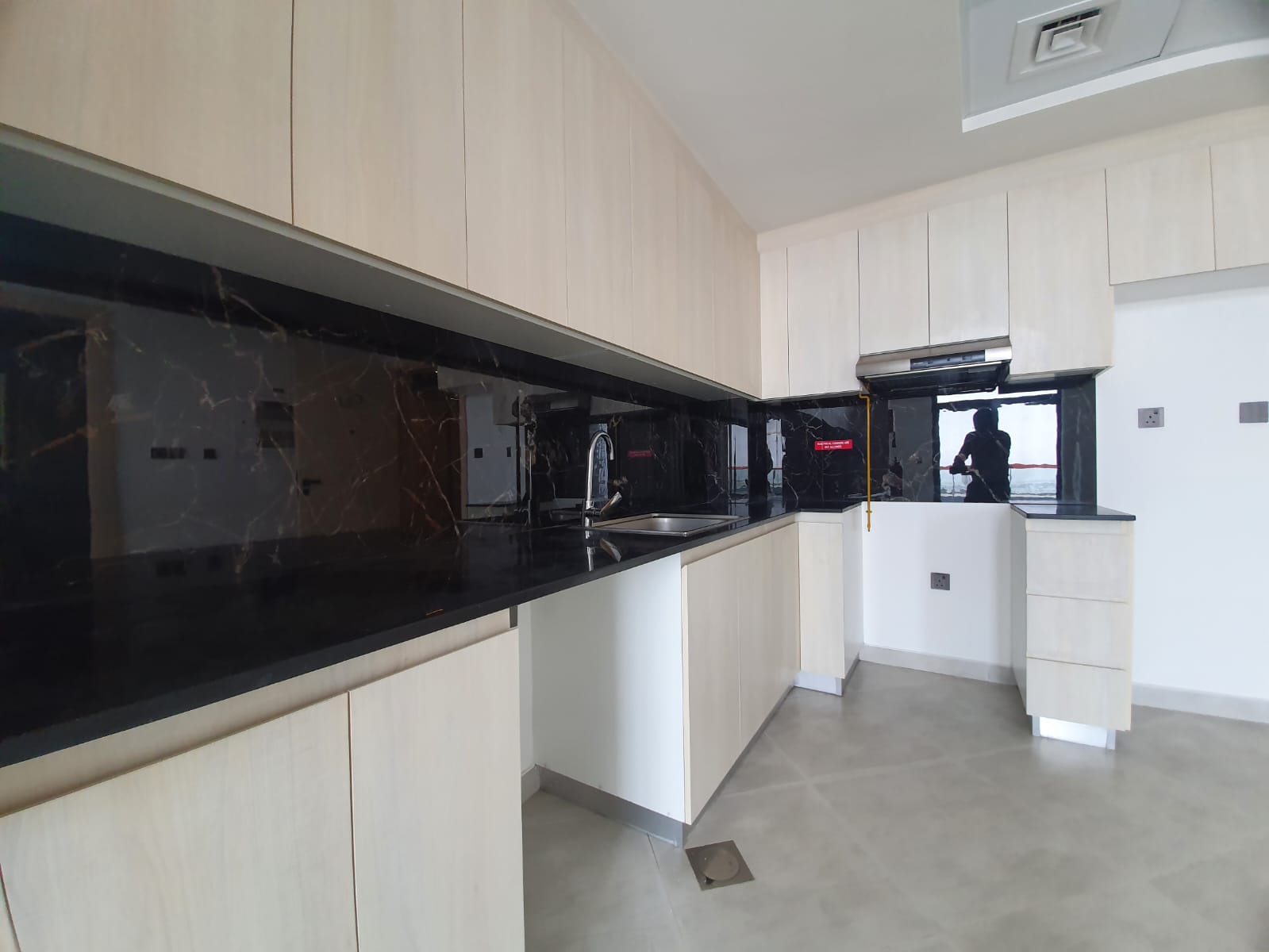 Binghatti Avenue property photo 16