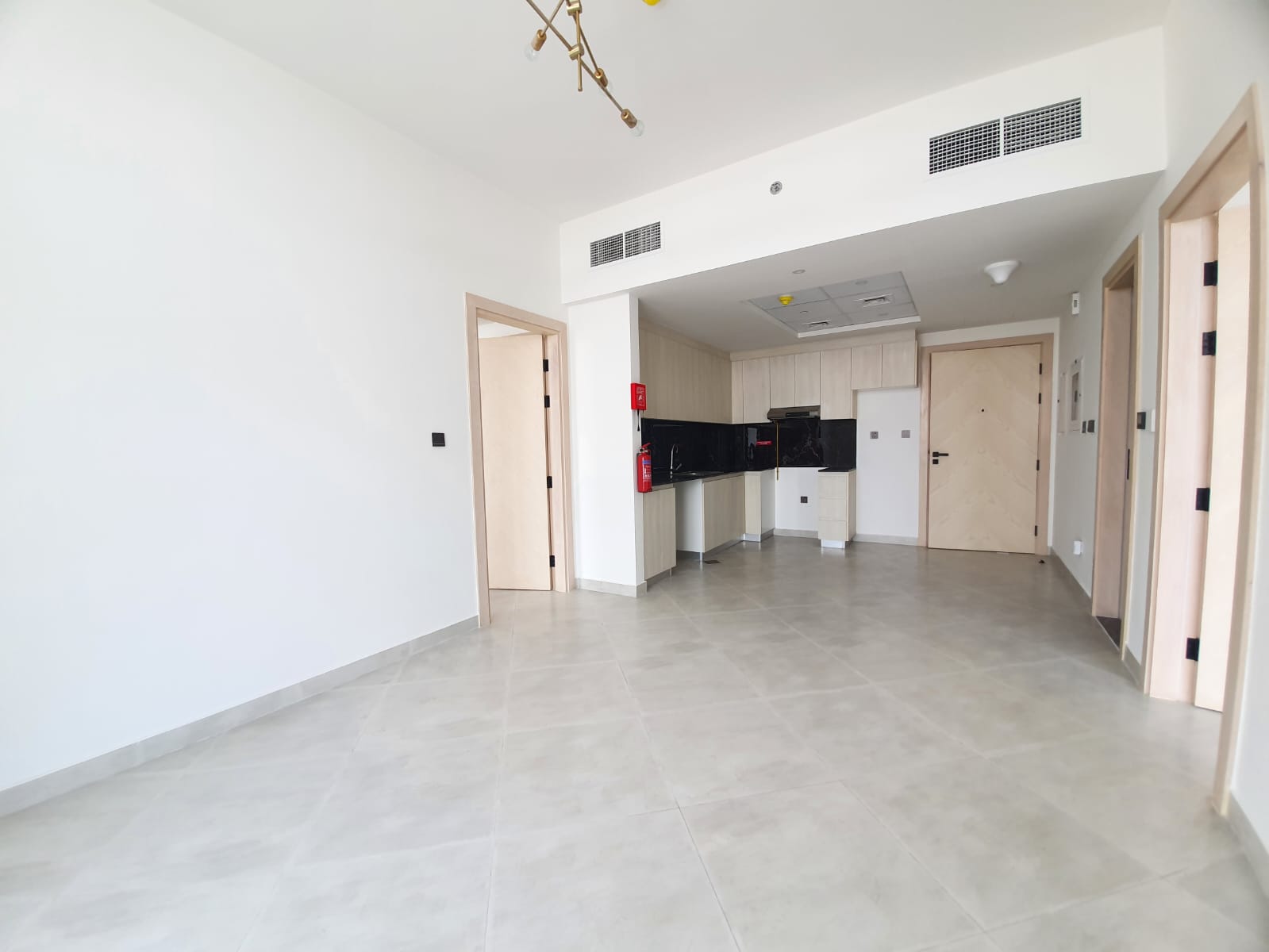 Binghatti Avenue property photo 9