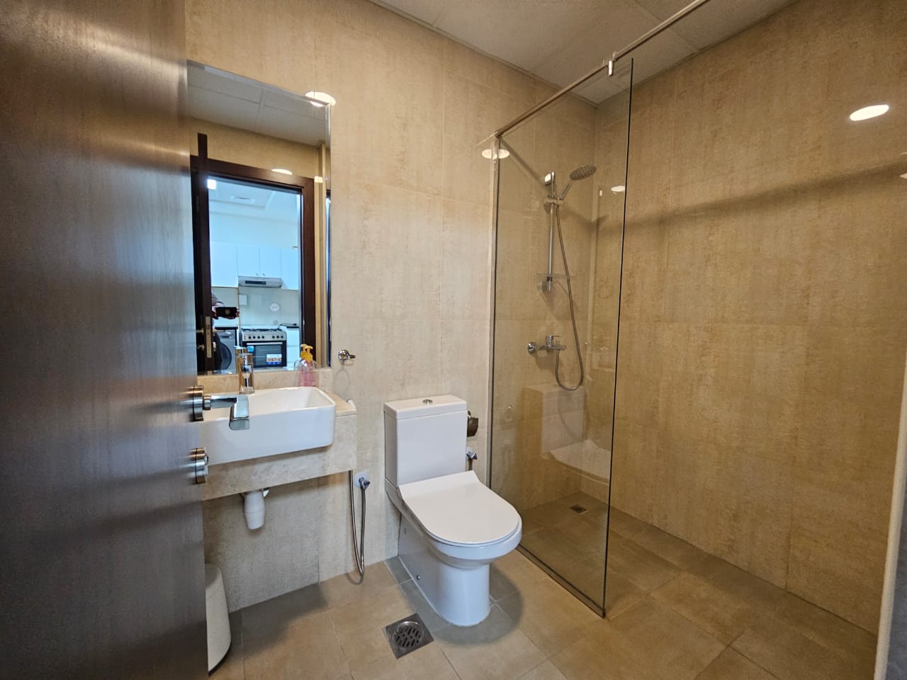 Binghatti Gateway property photo 9