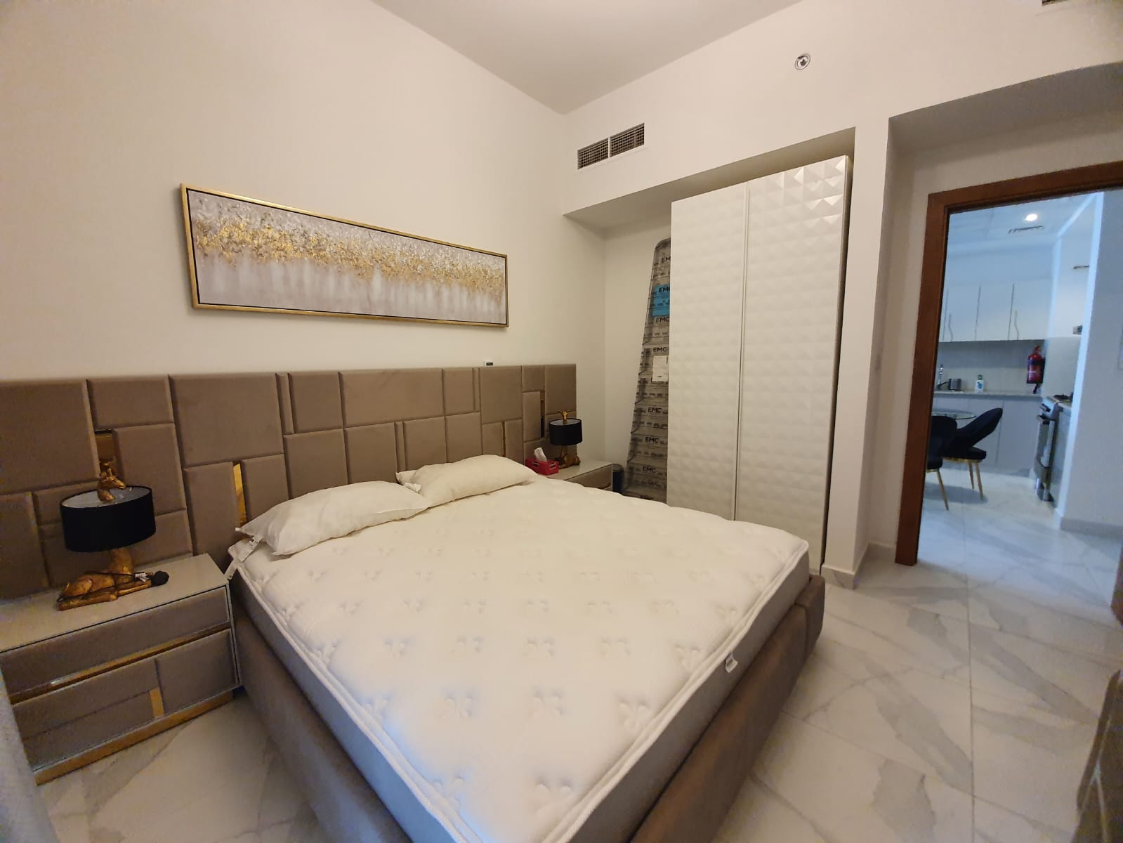 Millennium Binghatti Residences property photo 5