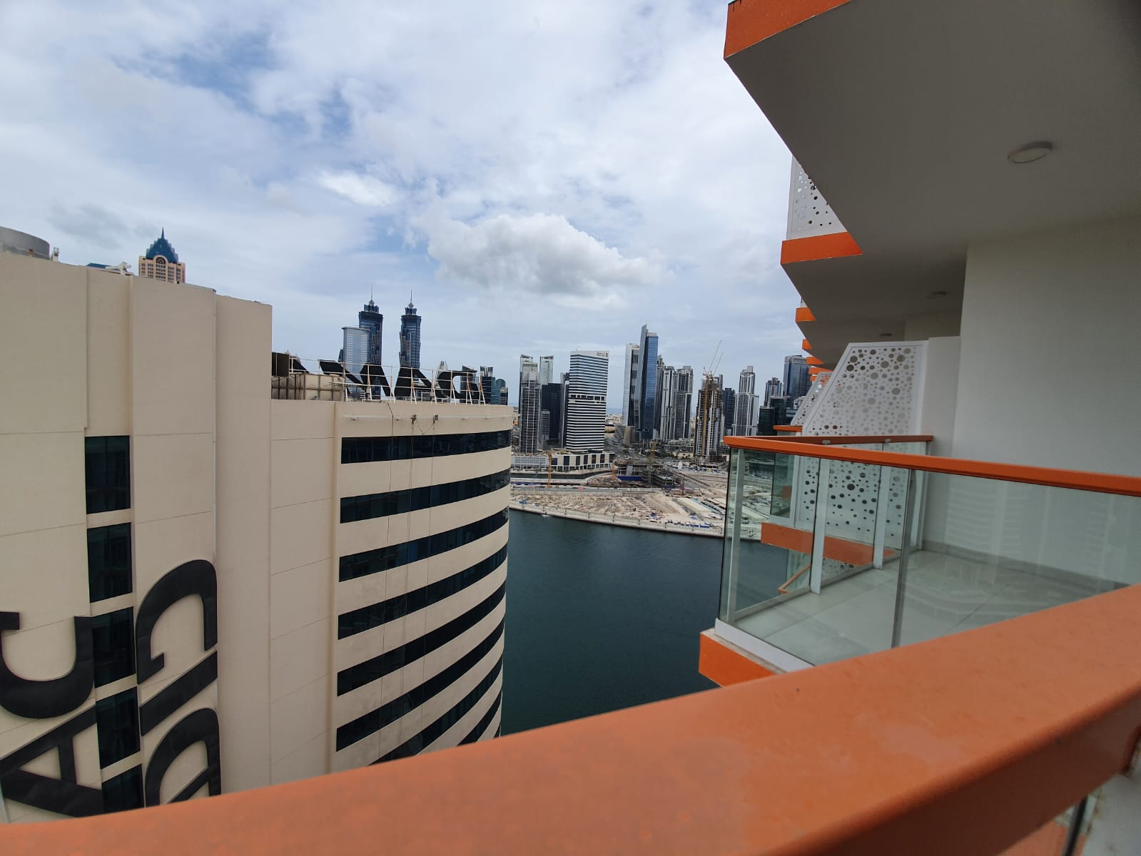 Millennium Binghatti Residences property photo 7