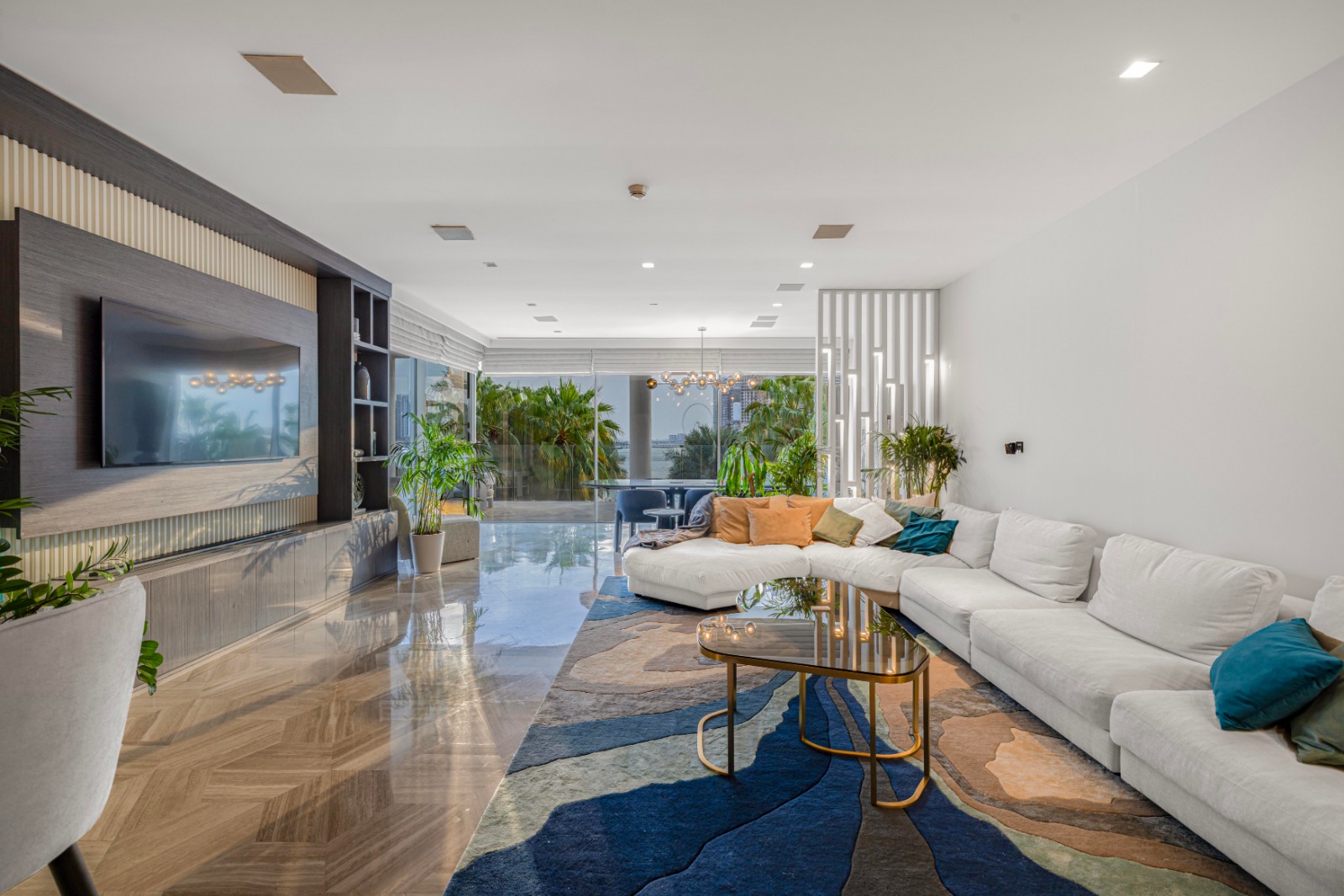 Palm Jumeirah property photo 32