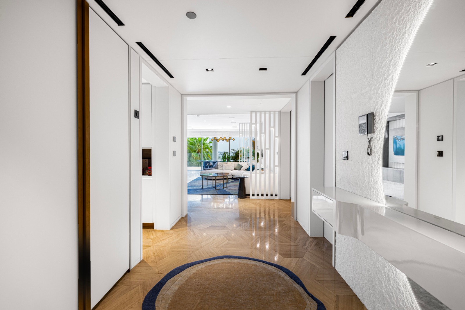 Palm Jumeirah property photo 35