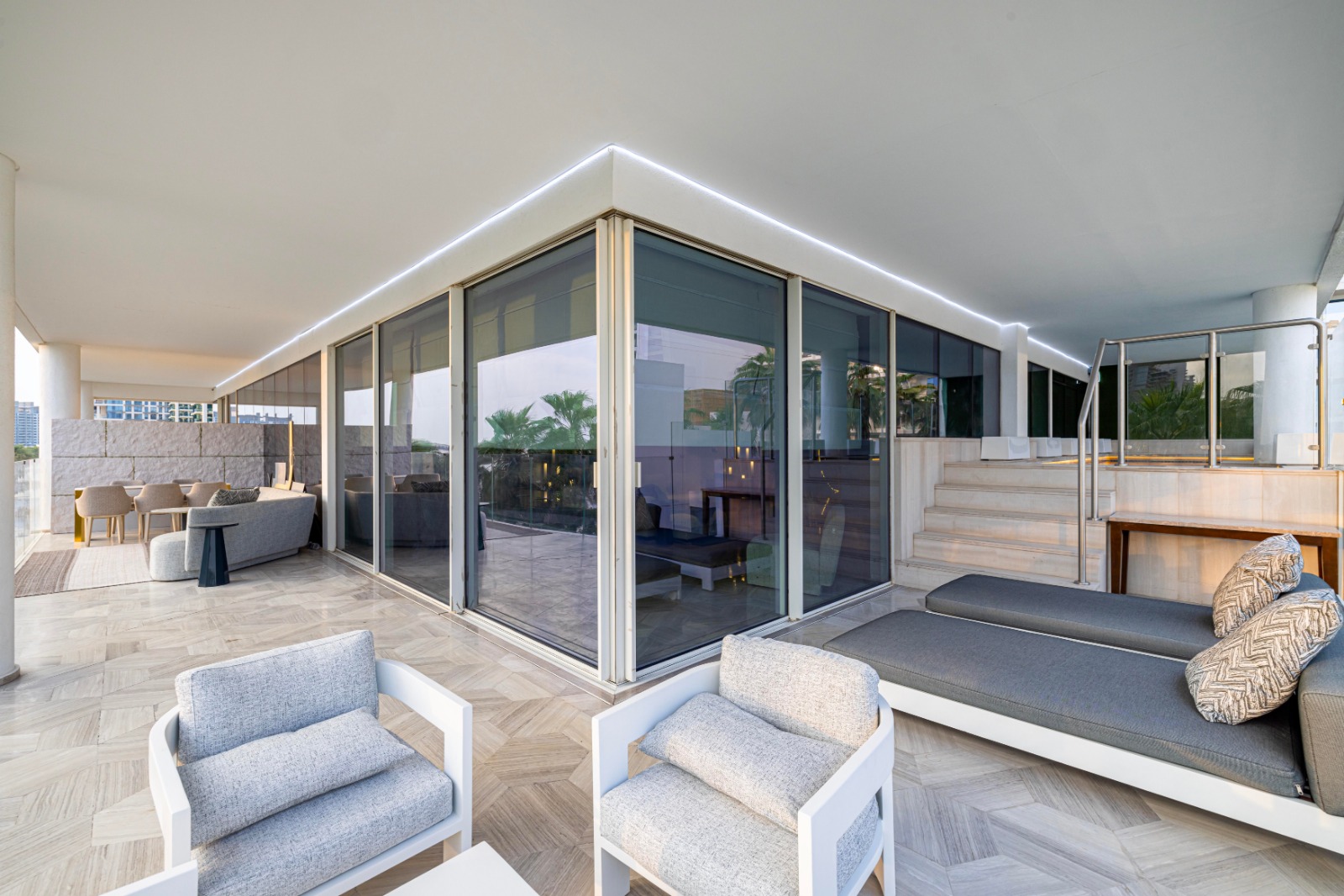 Palm Jumeirah property photo 13