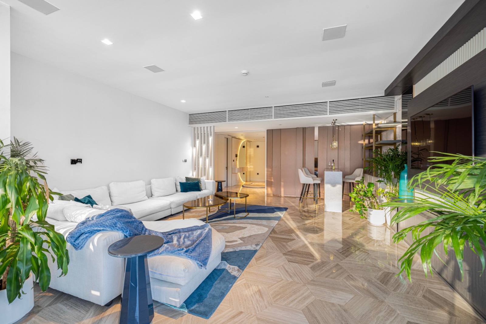 Palm Jumeirah property photo 39