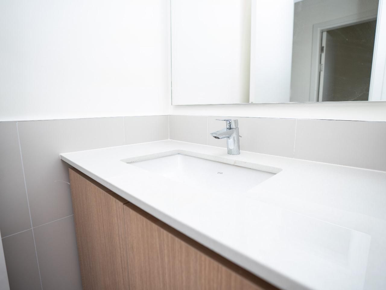 Parkside property photo 9