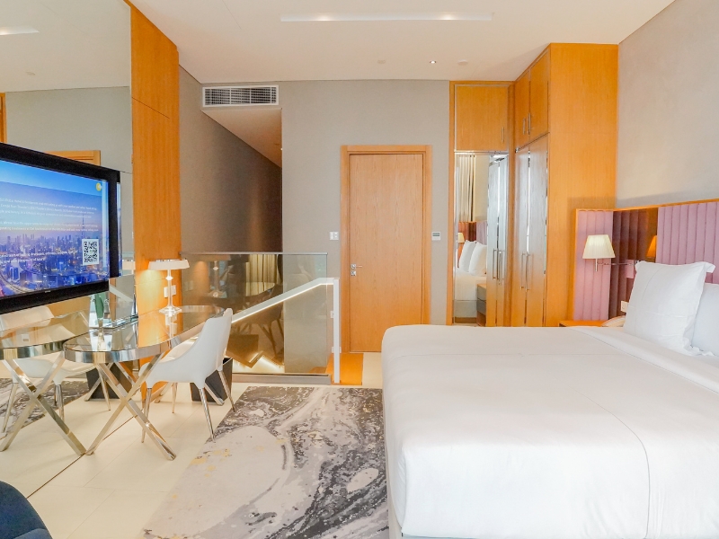 SLS Dubai Hotel & Residences property photo 9