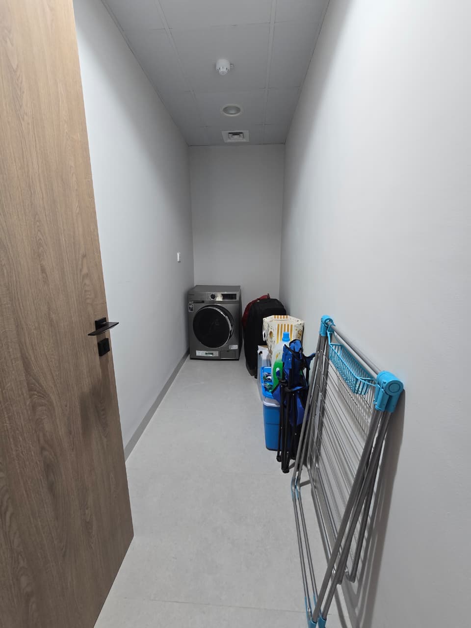 The 100 property photo 3